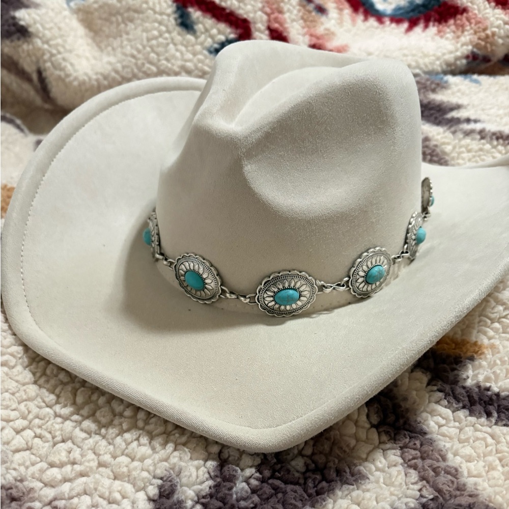Buckle Cream Cowboy Hat with Silver and Turquoise Details